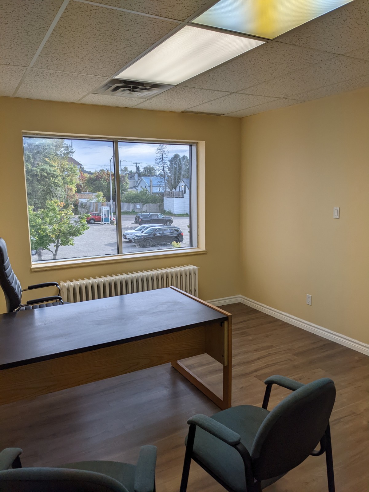 13 201 Office 2.jpg