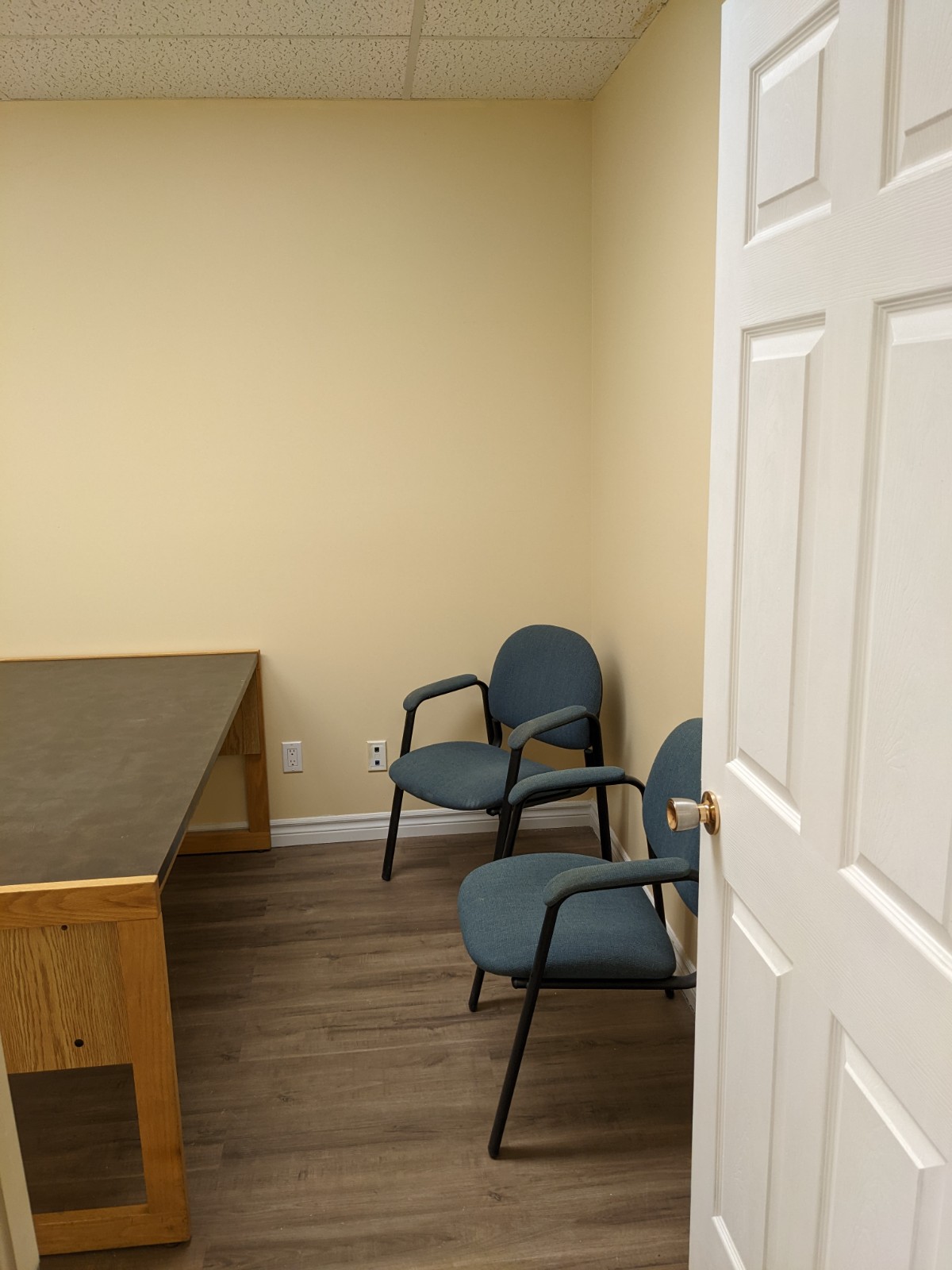 8 203 office 1.jpg
